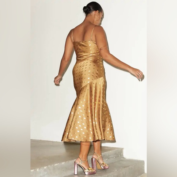 Gold Mya Dress With Gold Fleck - Picture 2 of 4